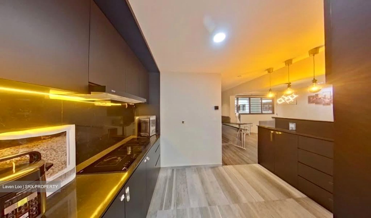 Blk 556 Jurong West Street 42 (Jurong West), HDB Executive #559781161